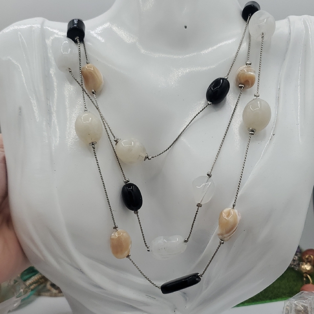 Elegant Multi-Color Precious Stone Beaded Necklace 22 Inch N3816
